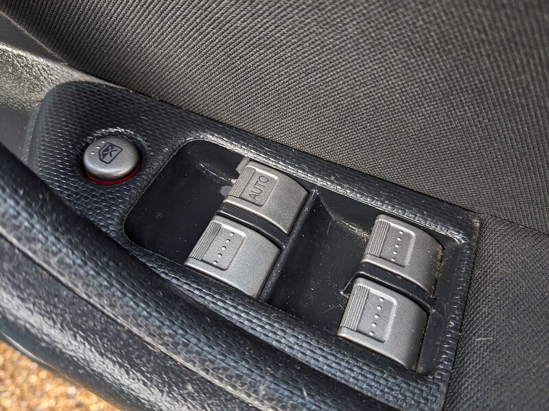 Used Honda Civic 2004 for sale - 77168525: Photo 12