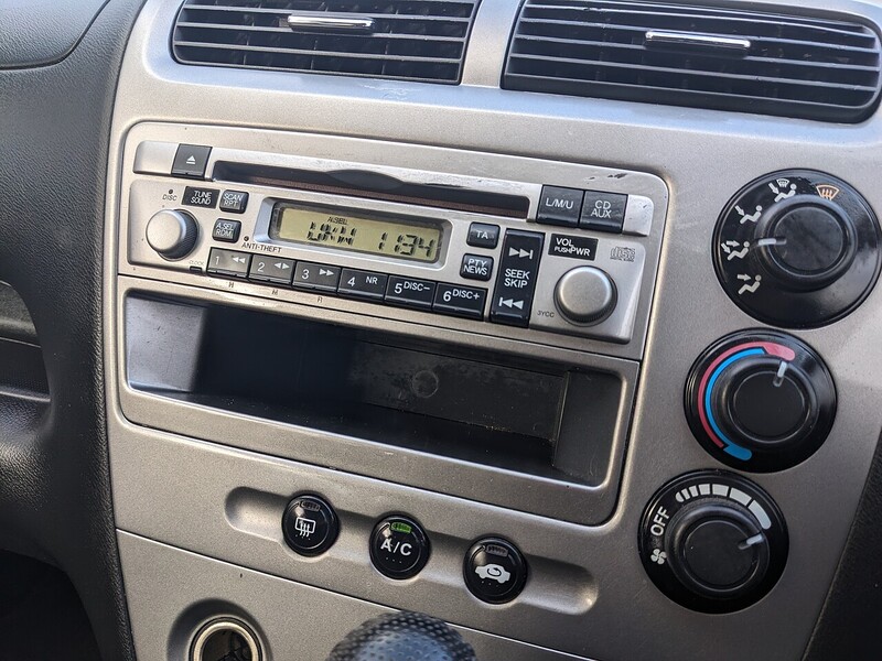 Used Honda Civic 2004 for sale - 77168525: Photo 17