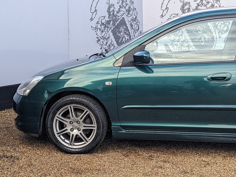 Used Honda Civic 2004 for sale - 77168525: Photo 22