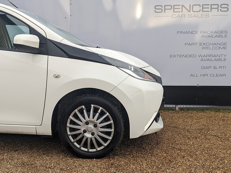 Used Toyota AYGO 2018 for sale - 76950815: Photo 11