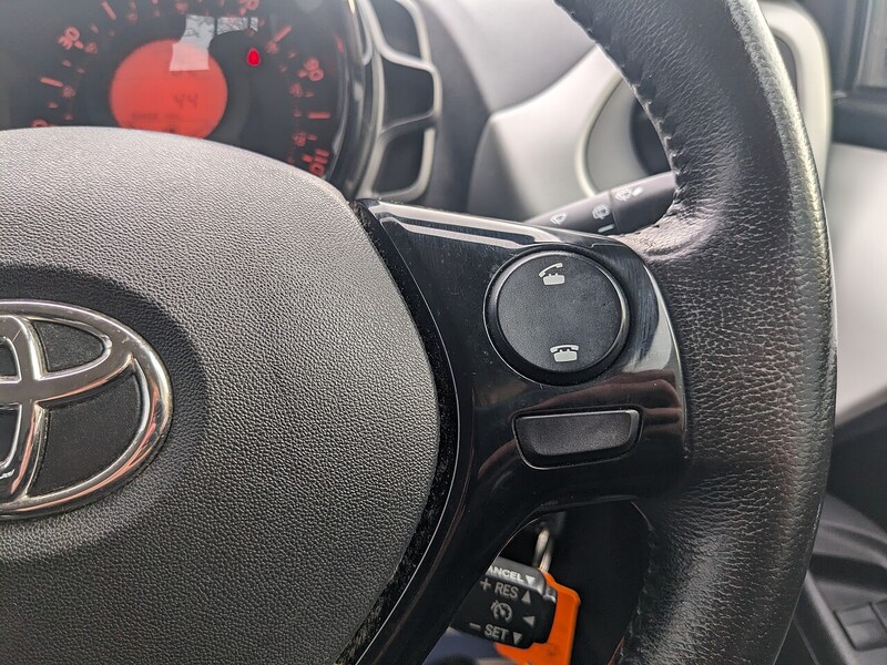 Used Toyota AYGO 2018 for sale - 76950815: Photo 22