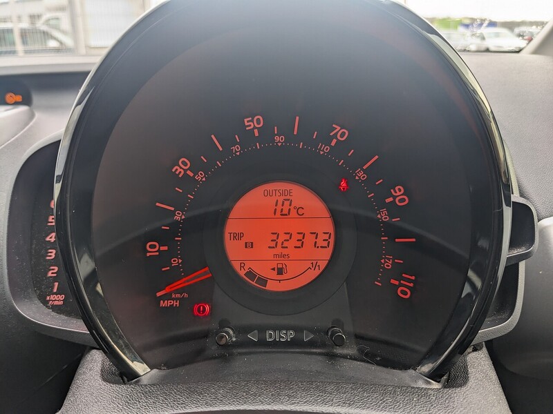 Used Toyota AYGO 2018 for sale - 76950815: Photo 31