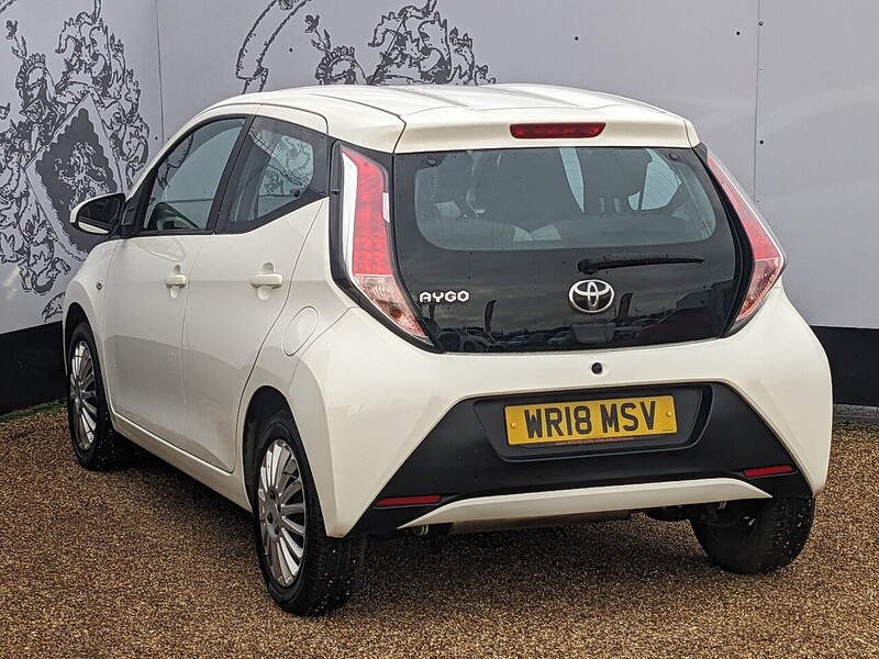 Used Toyota AYGO 2018 for sale - 76950815: Photo 7