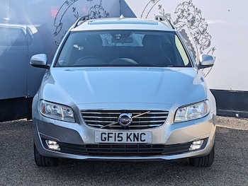 Used Volvo V70 2015 for sale - 78453607: Photo