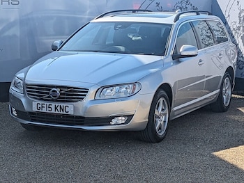 Used Volvo V70 2015 for sale - 78453607: Photo
