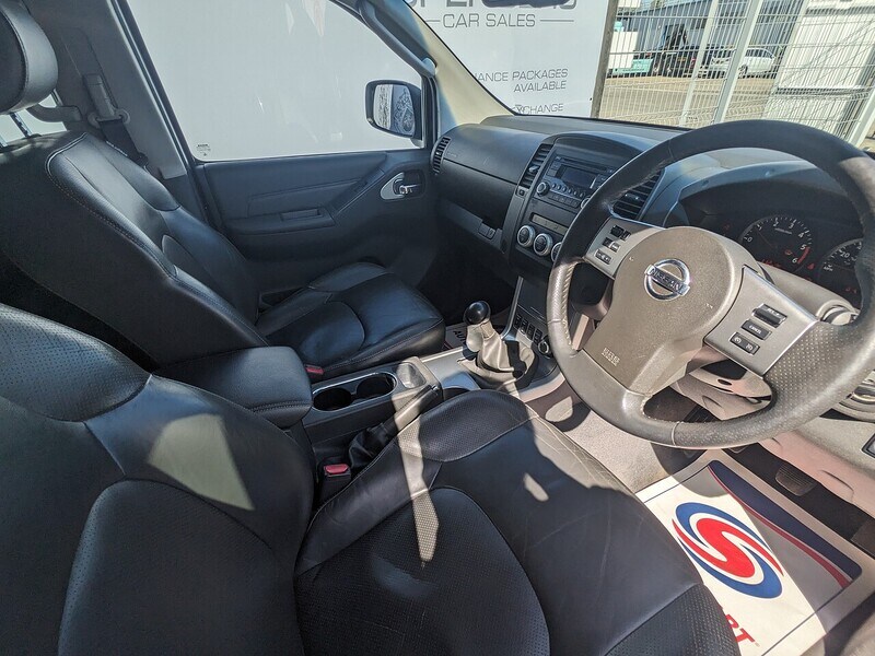 Used Nissan Navara 2013 for sale - 78168015: Photo 12