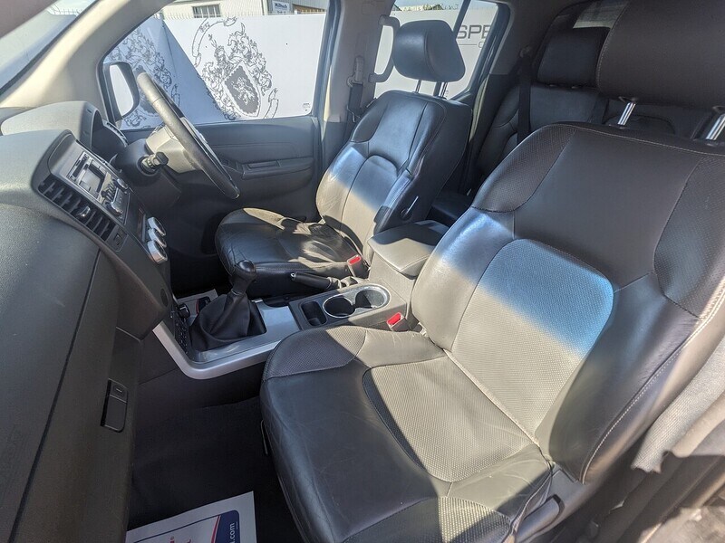 Used Nissan Navara 2013 for sale - 78168015: Photo 15