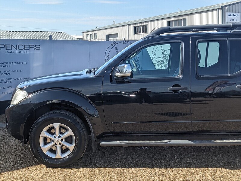 Used Nissan Navara 2013 for sale - 78168015: Photo 5