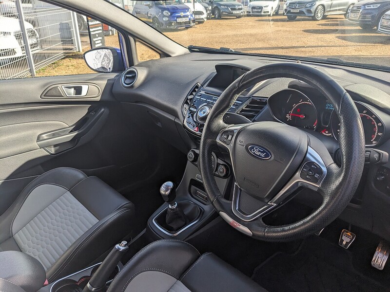 Used Ford Fiesta 2016 for sale - 77640154: Photo 12