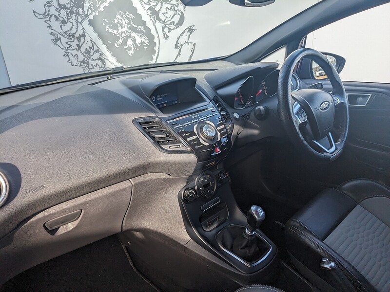 Used Ford Fiesta 2016 for sale - 77640154: Photo 14