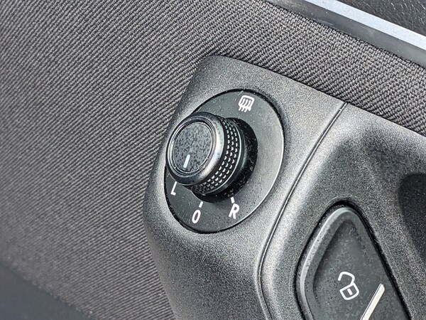 Used Volkswagen Polo 2016 for sale - 76210939: Photo 28