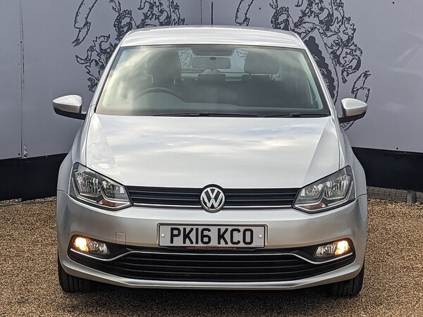 Used Volkswagen Polo 2016 for sale - 76210939: Photo 2