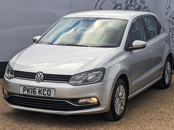 Used Volkswagen Polo 2016 for sale - 76210939: Photo 3