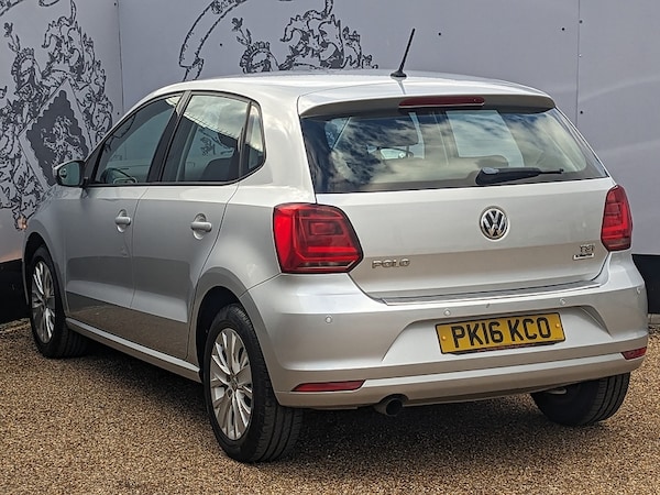 Used Volkswagen Polo 2016 for sale - 76210939: Photo 7