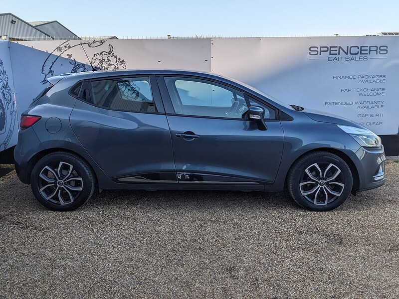 Used Renault Clio 2026 for sale - 77643336: Photo 5