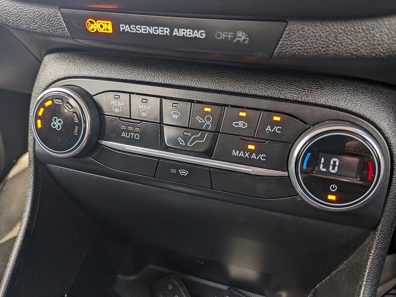 Used Ford Fiesta 2017 for sale - 76341098: Photo 26