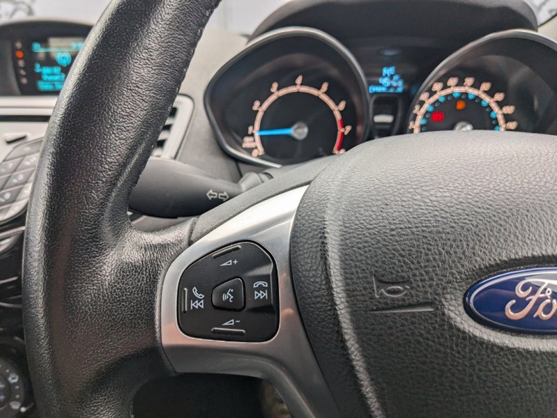 Used Ford Fiesta 2015 for sale - 76102075: Photo 15