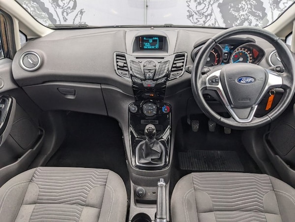 Used Ford Fiesta 2015 for sale - 76102075: Photo 18