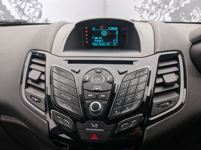 Used Ford Fiesta 2015 for sale - 76102075: Photo 20