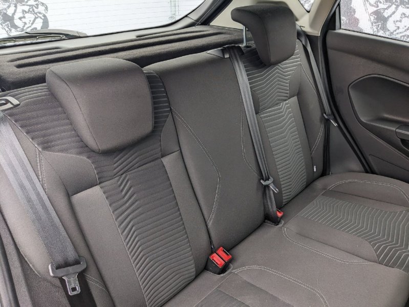 Used Ford Fiesta 2015 for sale - 76102075: Photo 25