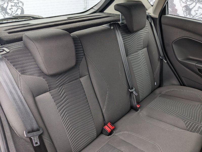 Used Ford Fiesta 2015 for sale - 76102075: Photo 26