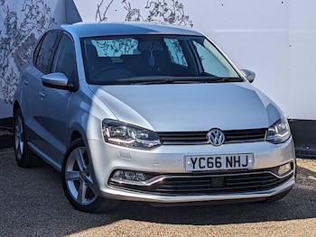 Used Volkswagen Polo 2016 for sale - 78257428: Photo