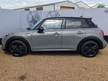 Used MINI Hatch 2019 for sale - 74833482: Photo