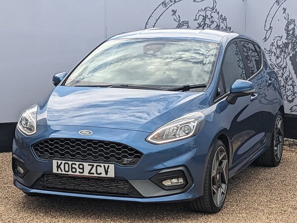 Used Ford Fiesta 2020 for sale - 75110717: Photo 2