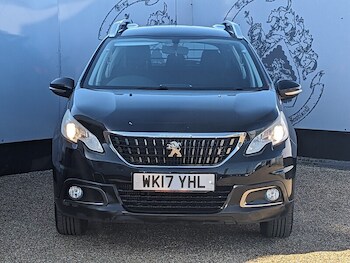 Used Peugeot 2008 2017 for sale - 77798529: Photo