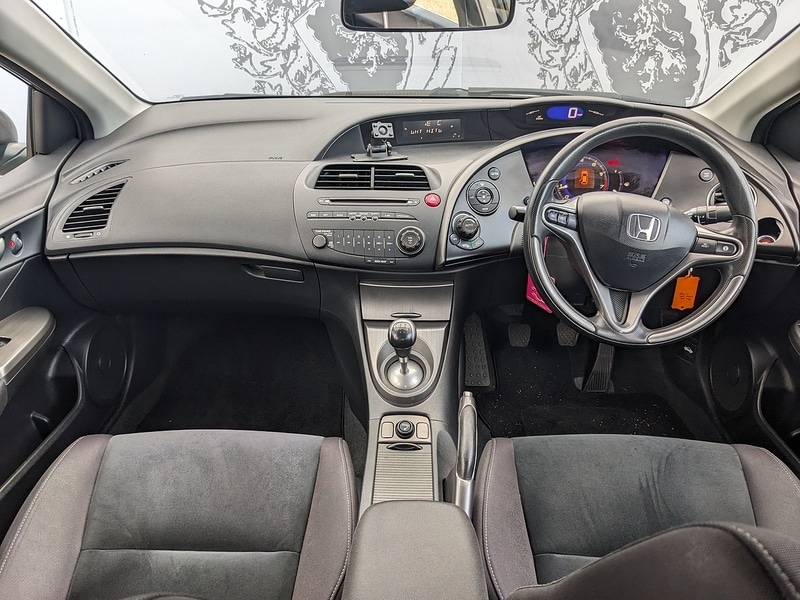 Used Honda Civic 2011 for sale - 76320190: Photo 19