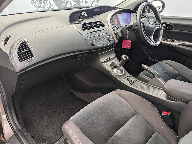 Used Honda Civic 2011 for sale - 76320190: Photo 20