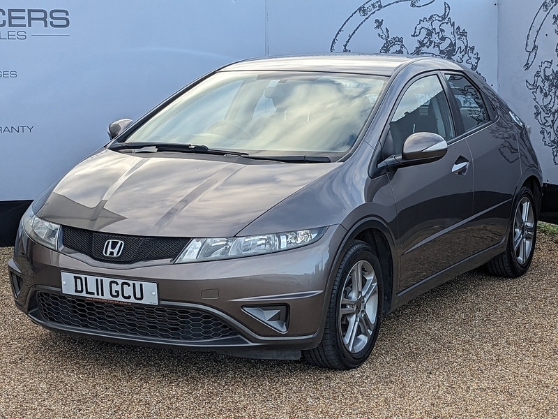 Used Honda Civic 2011 for sale - 76320190: Photo 3
