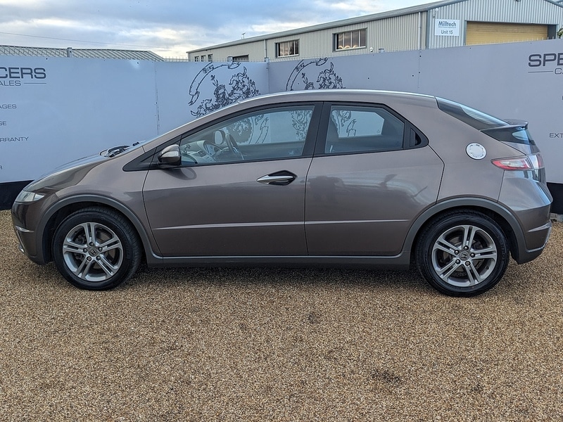 Used Honda Civic 2011 for sale - 76320190: Photo 4
