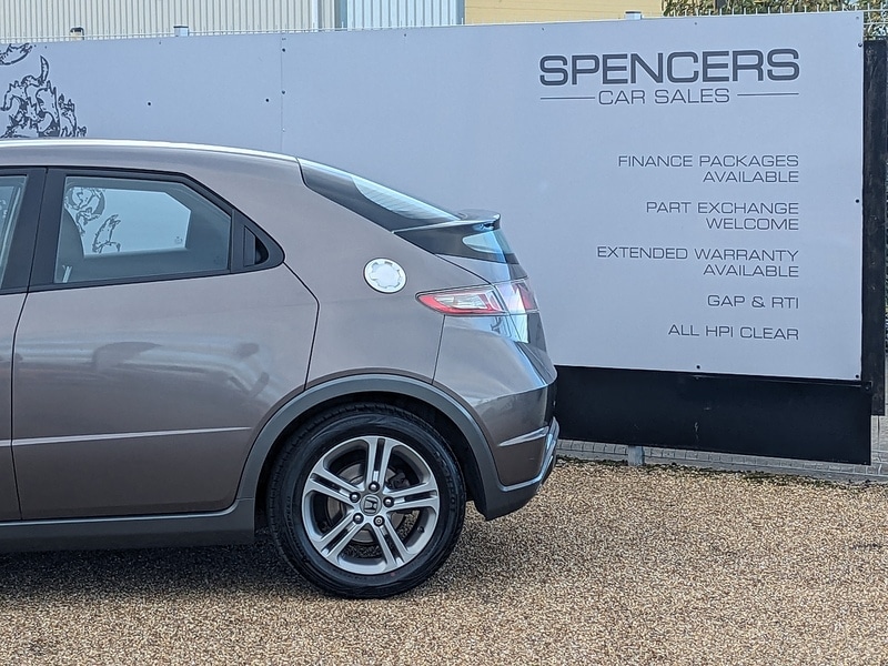 Used Honda Civic 2011 for sale - 76320190: Photo 6