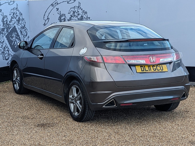 Used Honda Civic 2011 for sale - 76320190: Photo 7