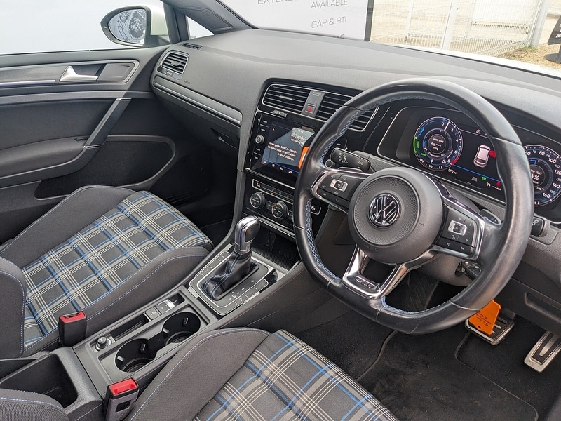 Used Volkswagen Golf 2018 for sale - 76570661: Photo 12