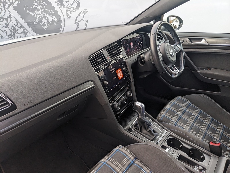 Used Volkswagen Golf 2018 for sale - 76570661: Photo 14