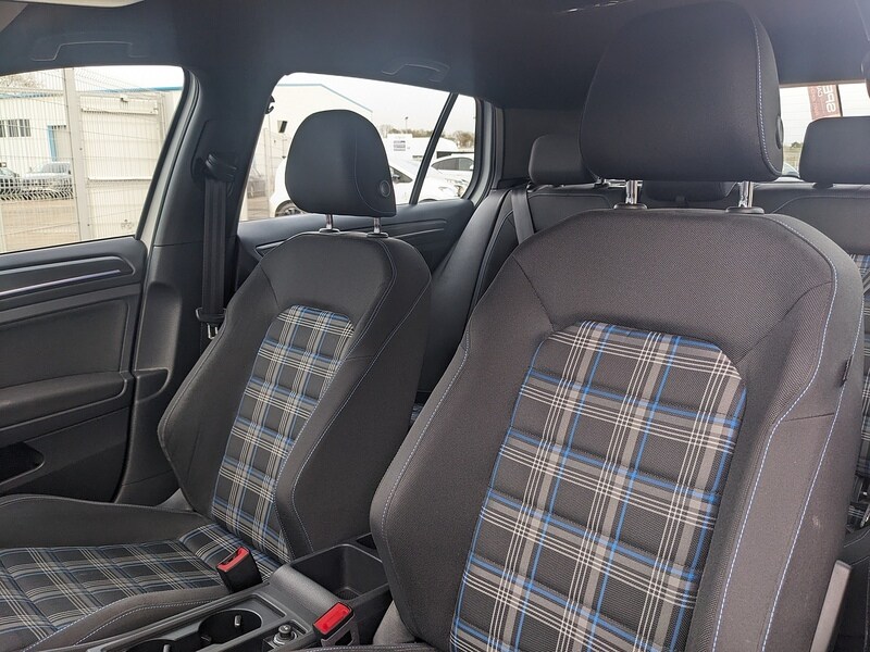 Used Volkswagen Golf 2018 for sale - 76570661: Photo 15