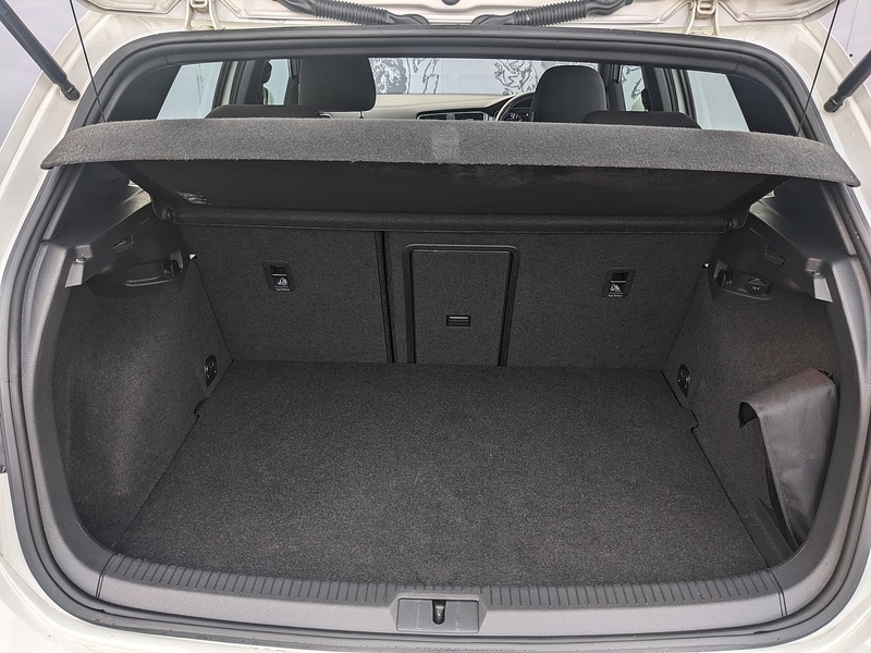 Used Volkswagen Golf 2018 for sale - 76570661: Photo 19