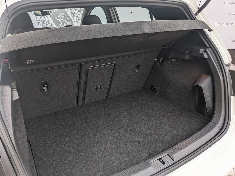 Used Volkswagen Golf 2018 for sale - 76570661: Photo 20