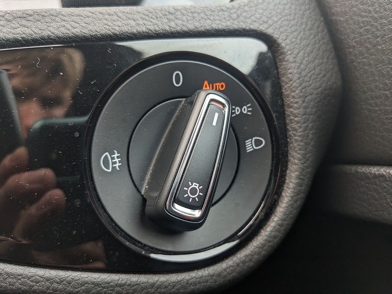 Used Volkswagen Golf 2018 for sale - 76570661: Photo 24