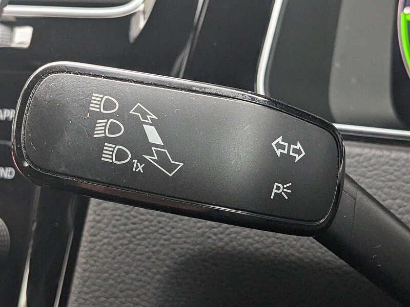 Used Volkswagen Golf 2018 for sale - 76570661: Photo 29