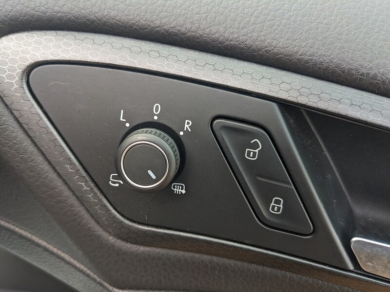 Used Volkswagen Golf 2018 for sale - 76570661: Photo 30