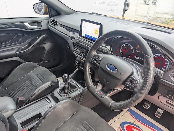 Used Ford Focus 2020 for sale - 76185794: Photo 2