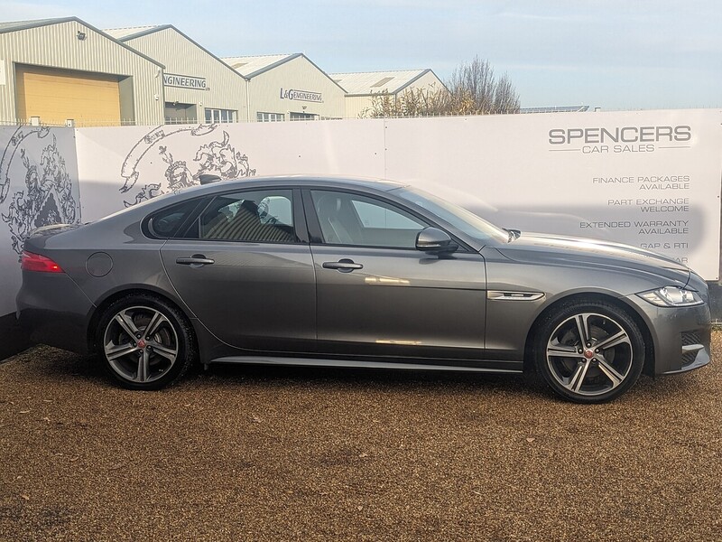 Used Jaguar XF 2018 for sale - 76736463: Photo 10