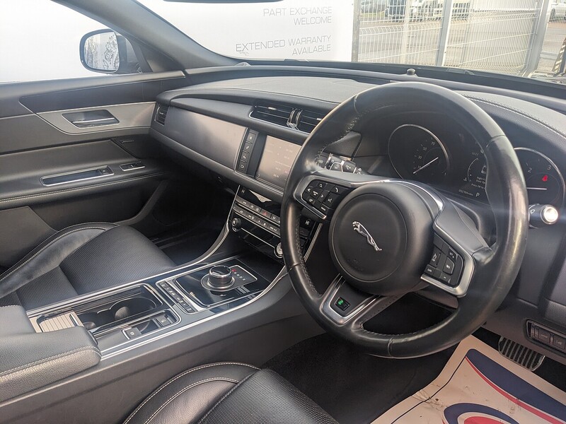 Used Jaguar XF 2018 for sale - 76736463: Photo 12