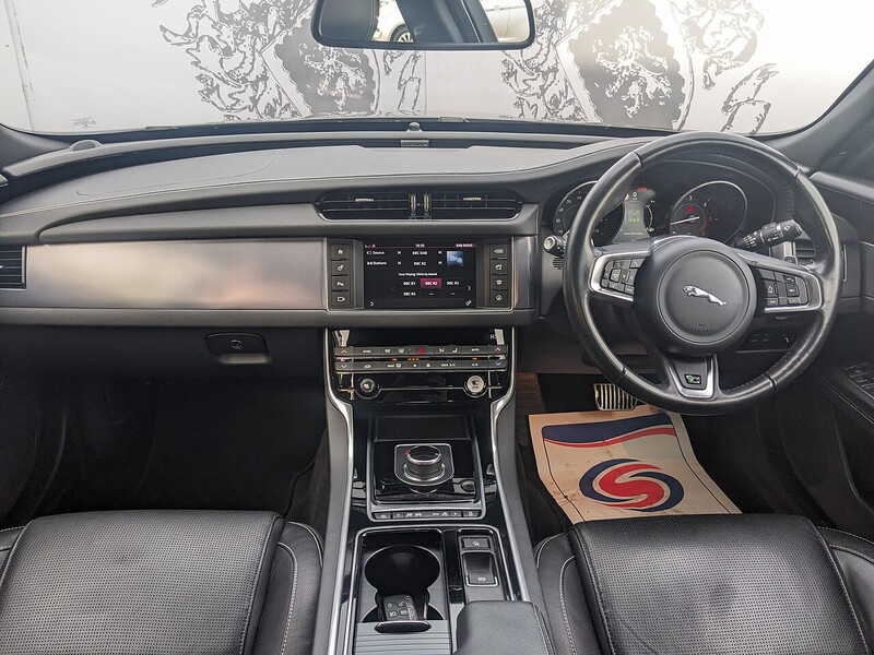 Used Jaguar XF 2018 for sale - 76736463: Photo 16