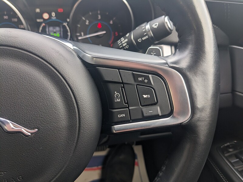 Used Jaguar XF 2018 for sale - 76736463: Photo 23