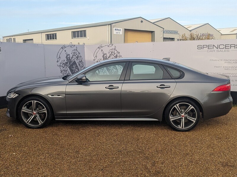 Used Jaguar XF 2018 for sale - 76736463: Photo 4