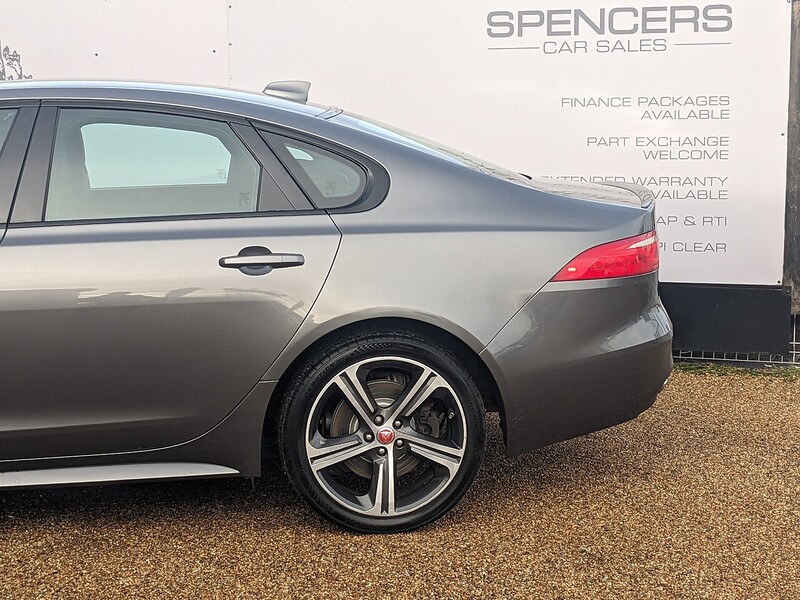 Used Jaguar XF 2018 for sale - 76736463: Photo 6